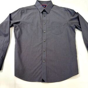 Wrinkle free long sleeve dress shirt